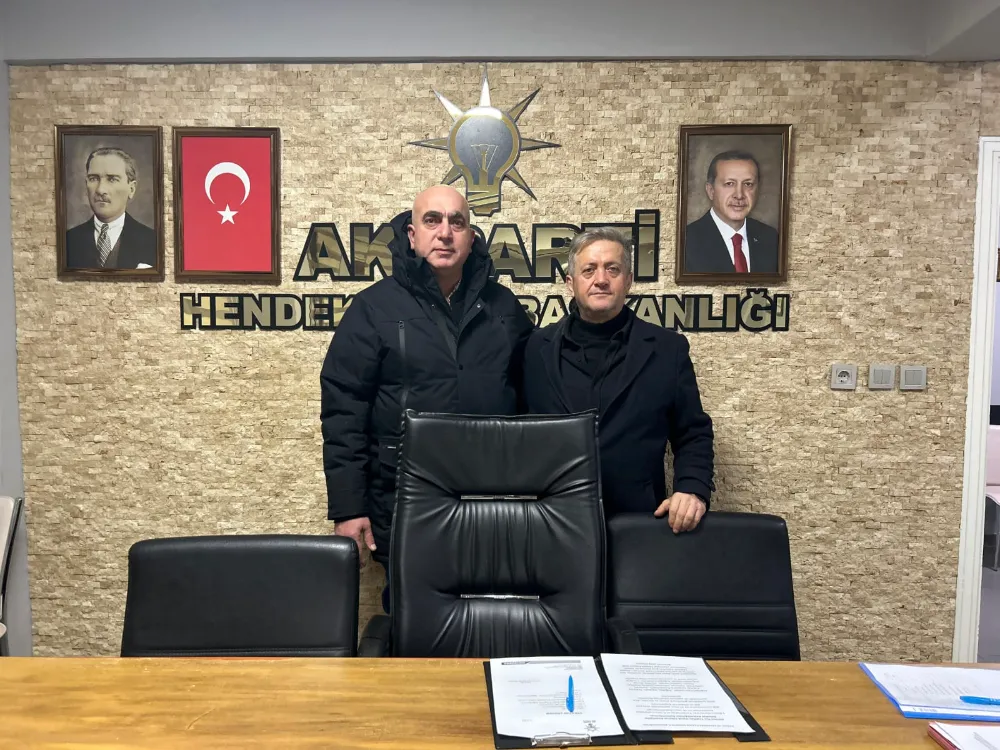 Destekliyorum. Çünkü bizler kendi göbeğimizi kendimiz kesebiliriz. Murat Öztürk
