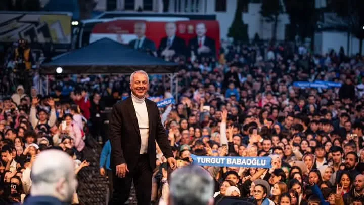 Sn.Turgut Babaoğlu aktif siyasete dönse nasıl olur?