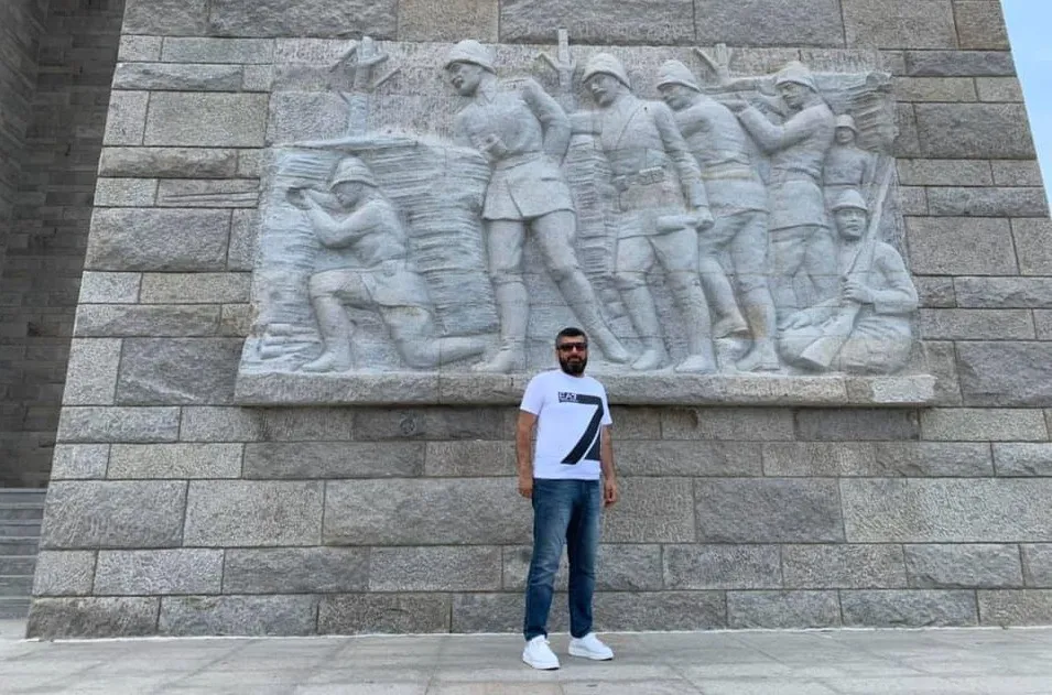 Bakalım mütevaziliğin fendi kibiri yenebilecek mi?